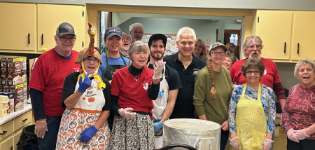 The Emmanuel Episcopal Church served 935 free meals on Thanksgiving